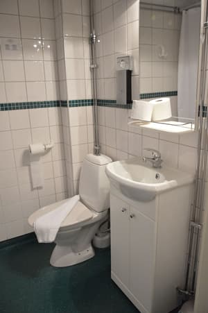 thumbnail: Bathroom