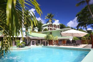 thumbnail: Outdoor pool