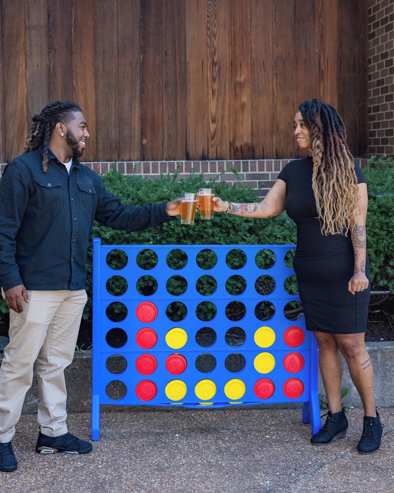 Electric vehicle charging station