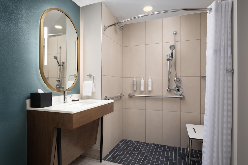 Bathroom shower