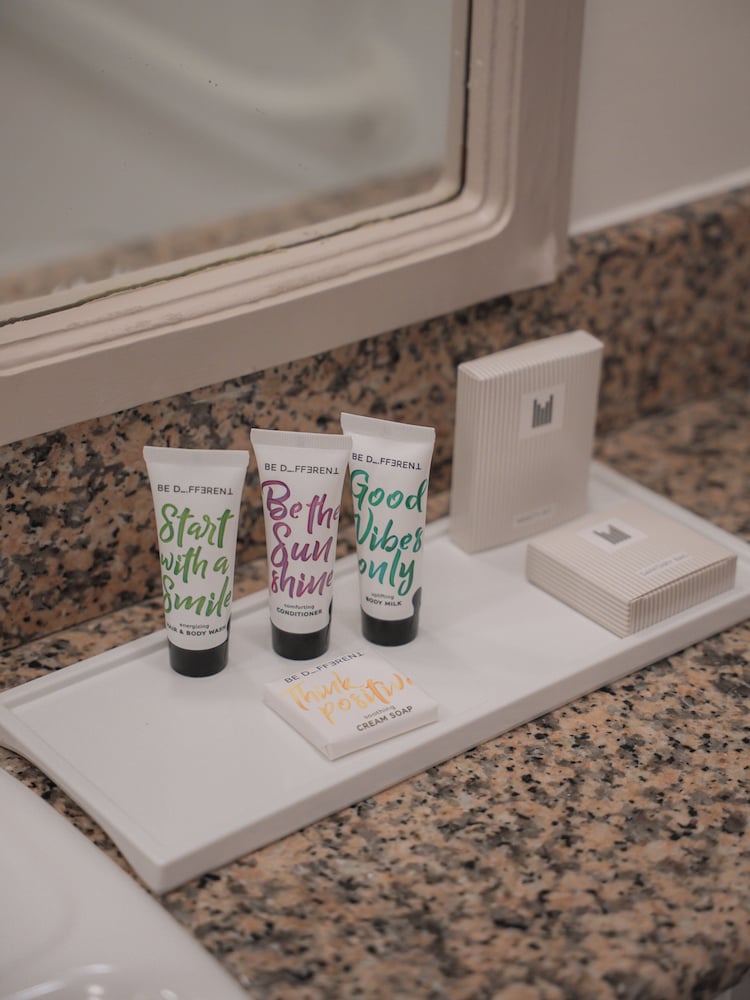 Bathroom amenities