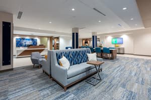 thumbnail: Lobby sitting area