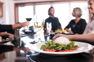 thumbnail: Restaurant