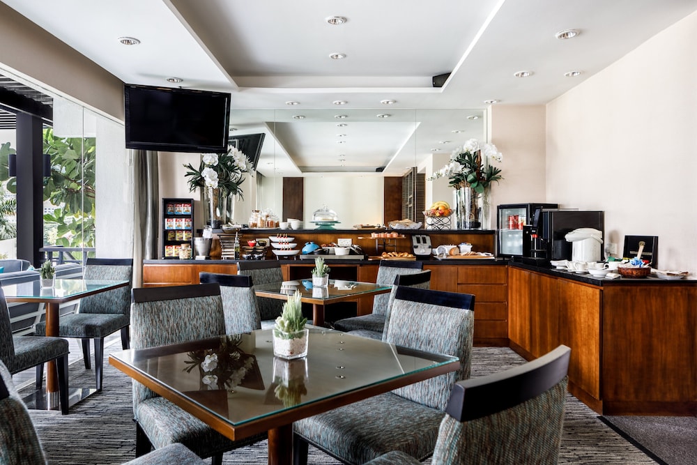 In-room business center