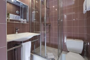 thumbnail: Bathroom