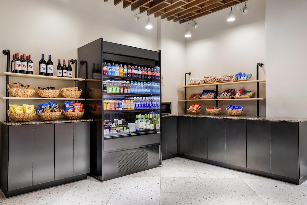 Snack bar
