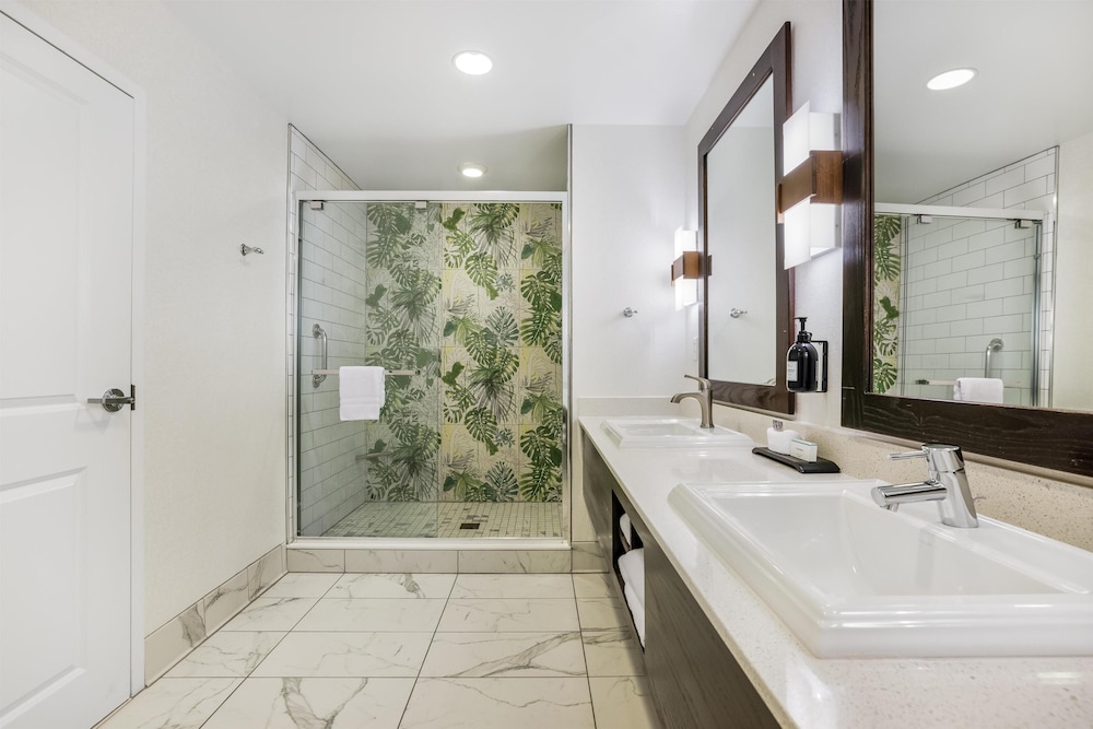 Bathroom shower