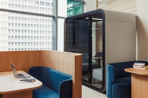 thumbnail: Business center