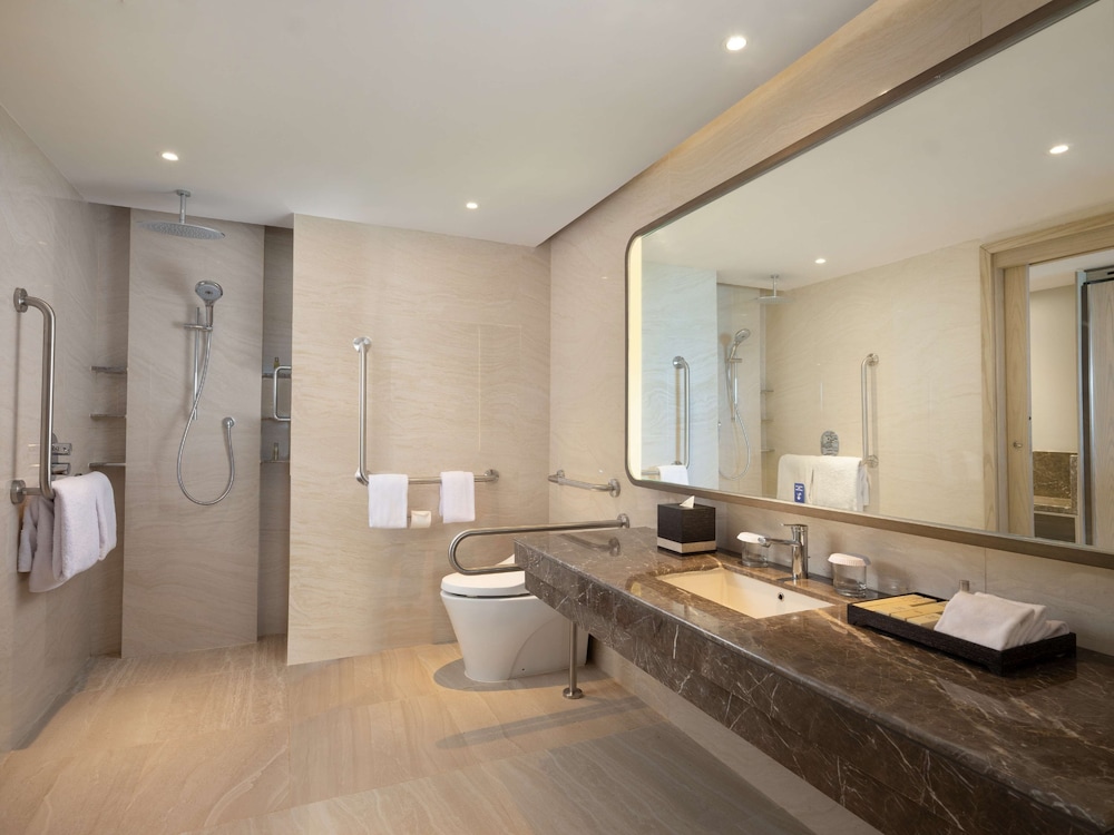 Bathroom shower