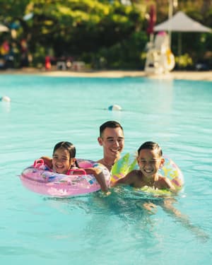 thumbnail: Pool