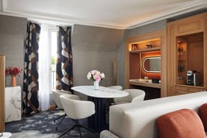 thumbnail: Living area