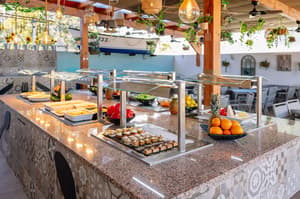 thumbnail: Restaurant