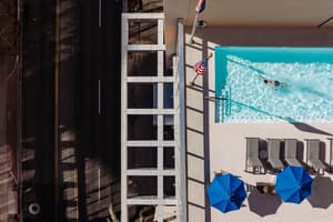 thumbnail: Pool