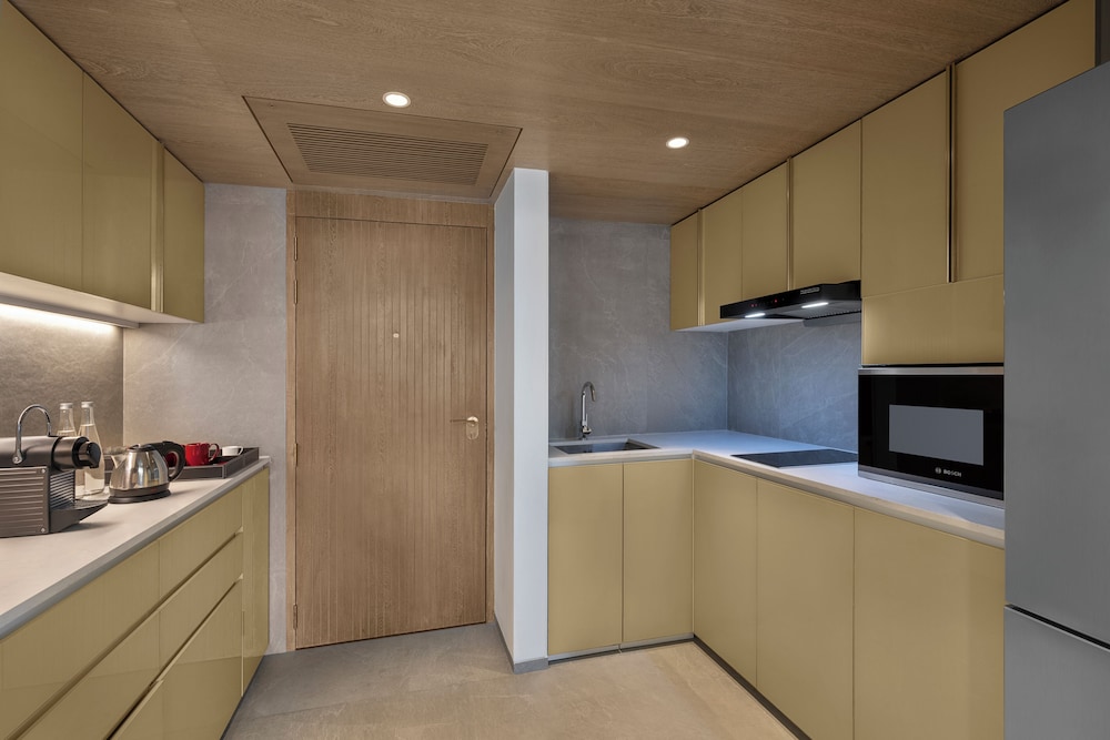 Private kitchenette