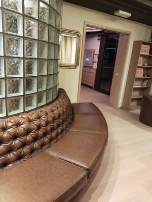 thumbnail: Interior