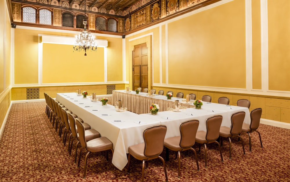 Meeting facility