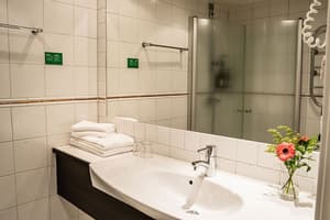 thumbnail: Bathroom