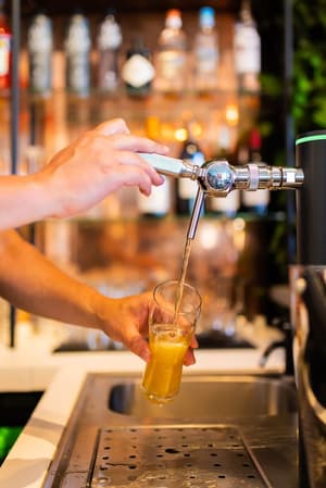 thumbnail: Bar (on property)