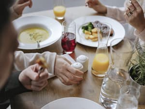 thumbnail: Breakfast area