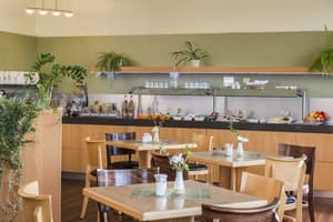 thumbnail: Breakfast area