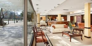 thumbnail: Bar (on property)