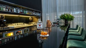 thumbnail: Bar (on property)