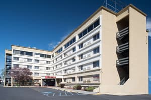 thumbnail: Exterior