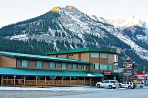 thumbnail: Exterior