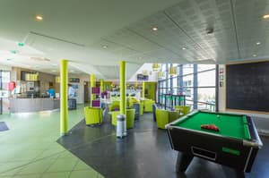 thumbnail: Reception