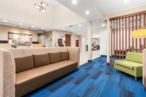 thumbnail: Interior entrance