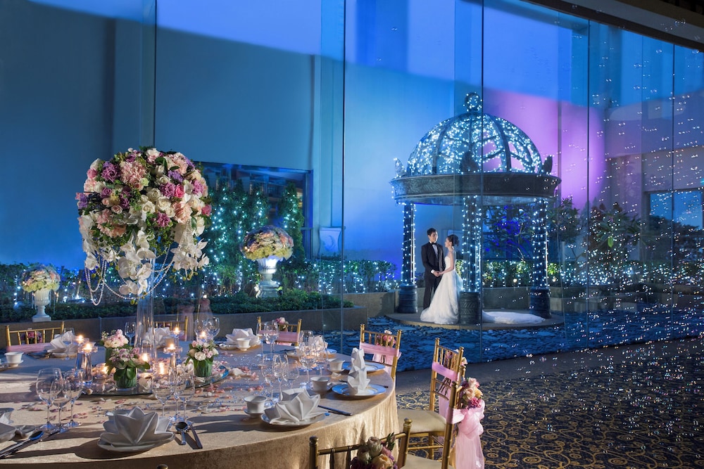 Indoor wedding