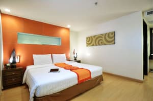 thumbnail: Room