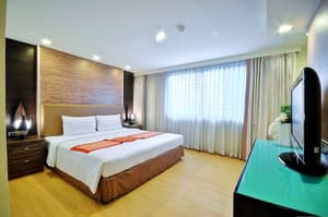 thumbnail: Room