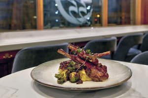 thumbnail: Restaurant
