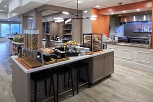 thumbnail: Breakfast area
