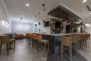 thumbnail: Bar (on property)