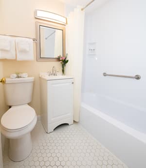 thumbnail: Bathroom