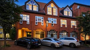 thumbnail: Front of property