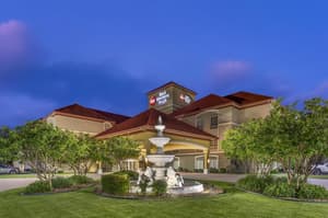thumbnail: Exterior