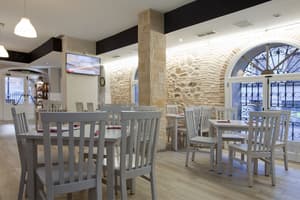 thumbnail: Restaurant