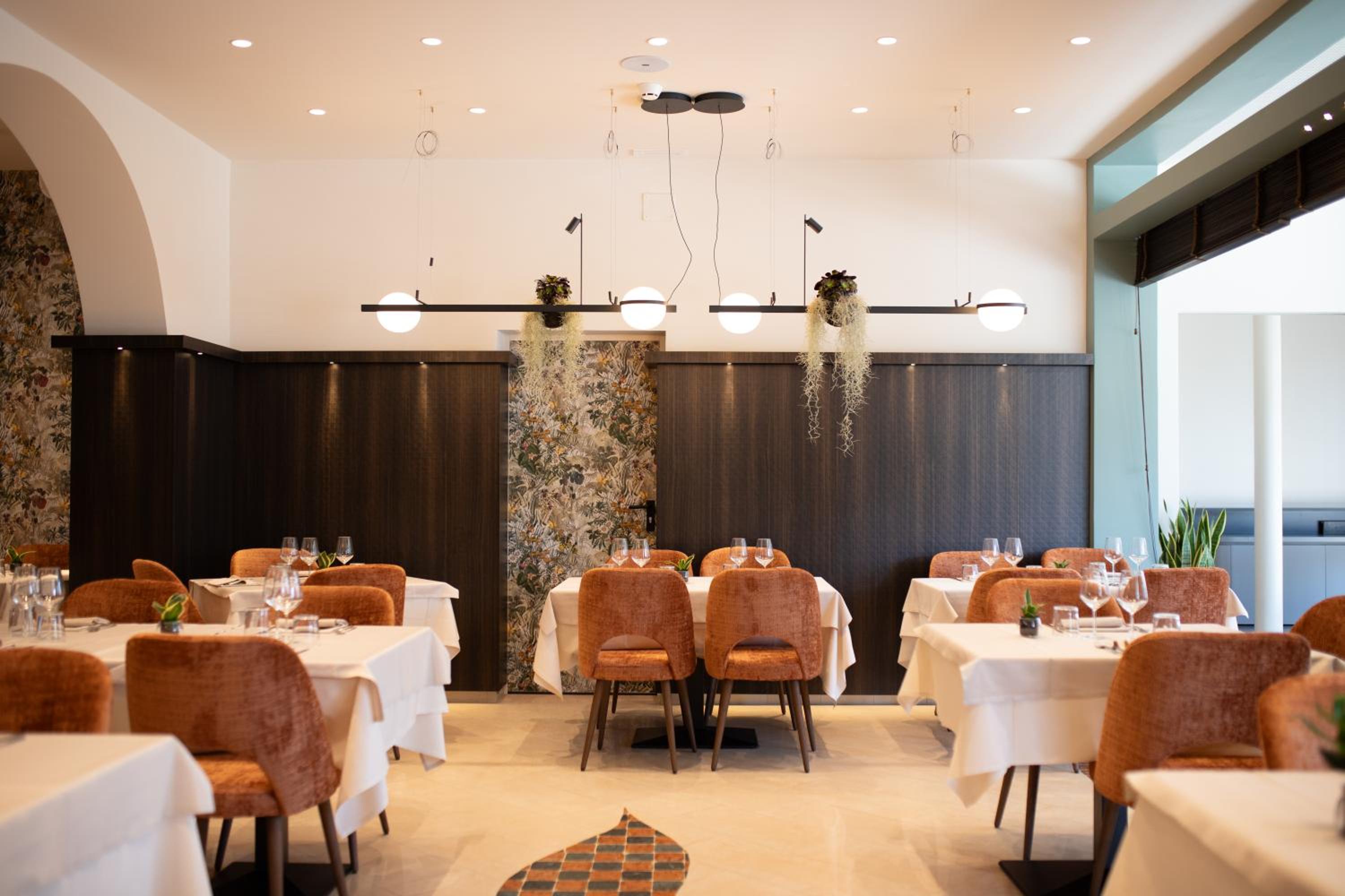 Restaurant-cafeteria