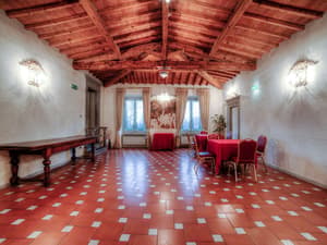 thumbnail: Interior