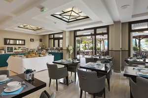thumbnail: Breakfast area