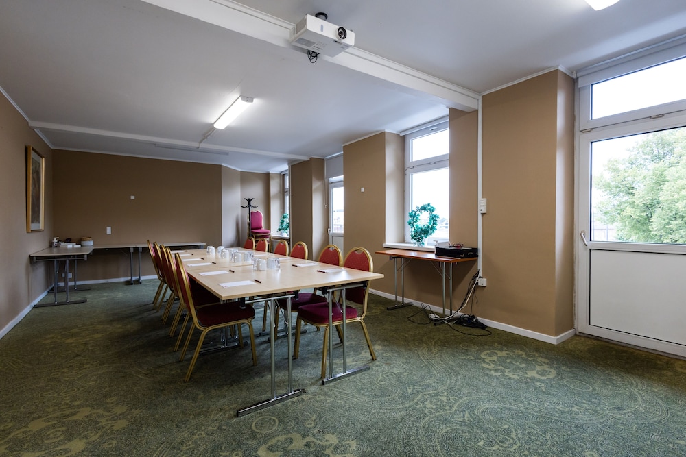 Restaurant-cafeteria