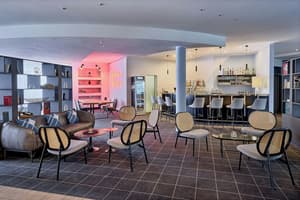 thumbnail: Lobby lounge