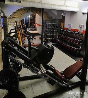 thumbnail: Gym