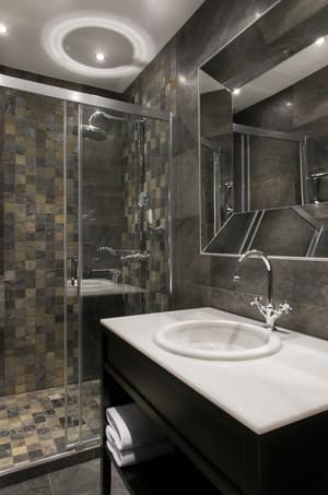 thumbnail: Bathroom