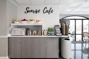 thumbnail: Breakfast area