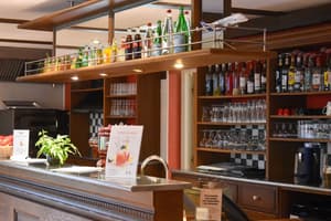 thumbnail: Bar (on property)