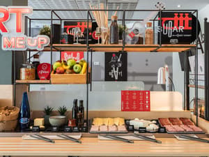thumbnail: Breakfast area